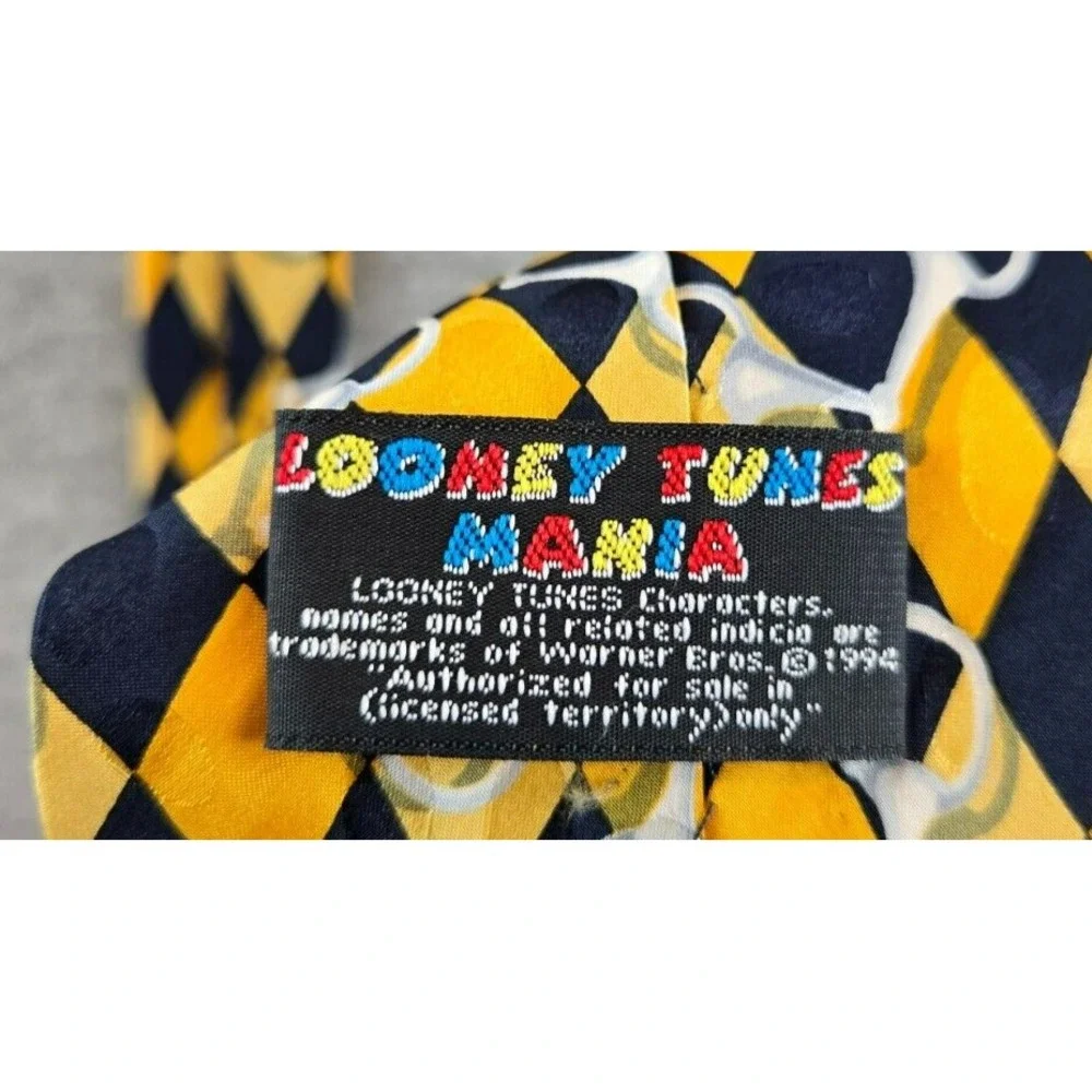 Looney Tunes Mania product vintage